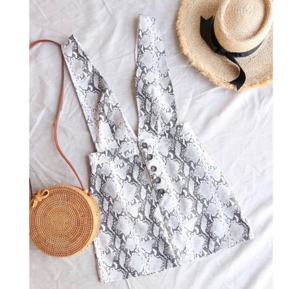 Honey Punch Deep V Neck Snake Print Dress - Picture 4 of 11